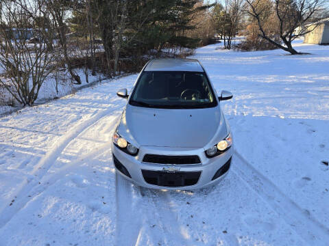 2014 Chevrolet Sonic LT Manual