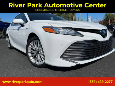 2018 Toyota Camry Hybrid for sale at River Park Automotive Center in Fresno CA
