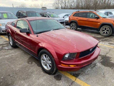 2006 Ford Mustang for sale at WELLER BUDGET LOT in Grand Rapids MI