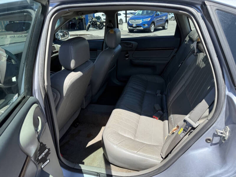 2005 Chevrolet Impala LS