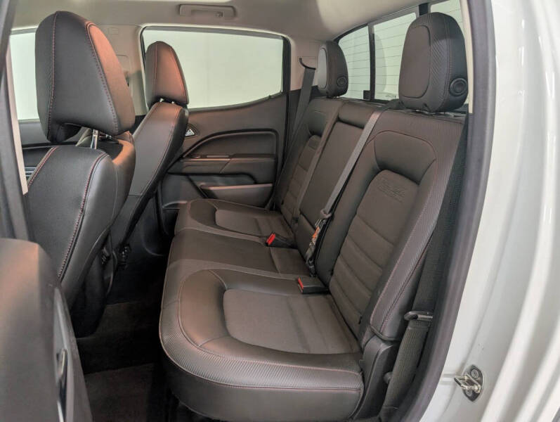 2017 GMC Canyon SLE