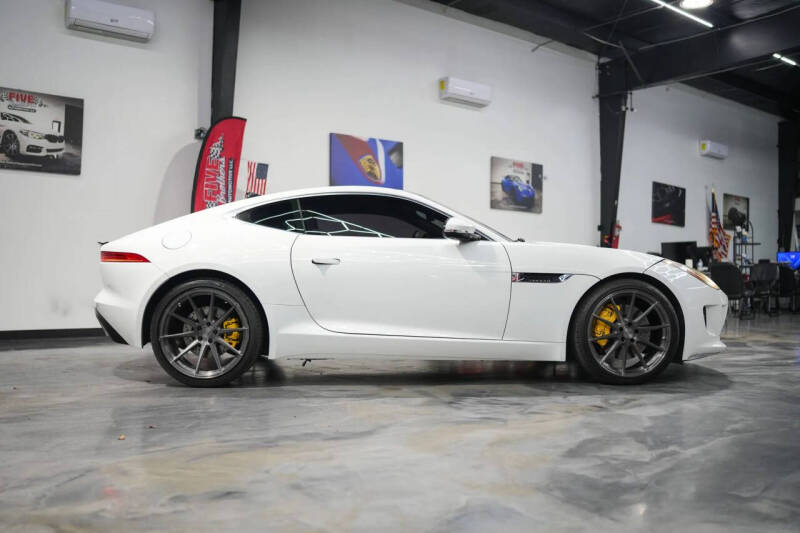 2017 Jaguar F-TYPE Premium