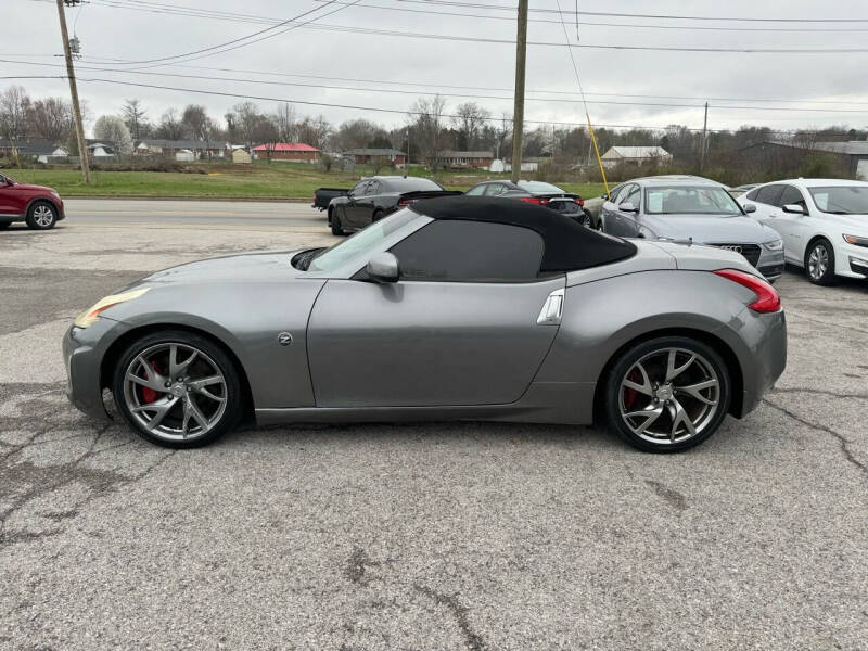 2014 Nissan 370Z for sale at M&R Auto Sales Inc in Bowling Green KY