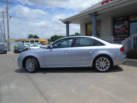 2016 Audi A4 2.0T quattro Premium