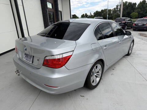 2010 BMW 5 Series 528i