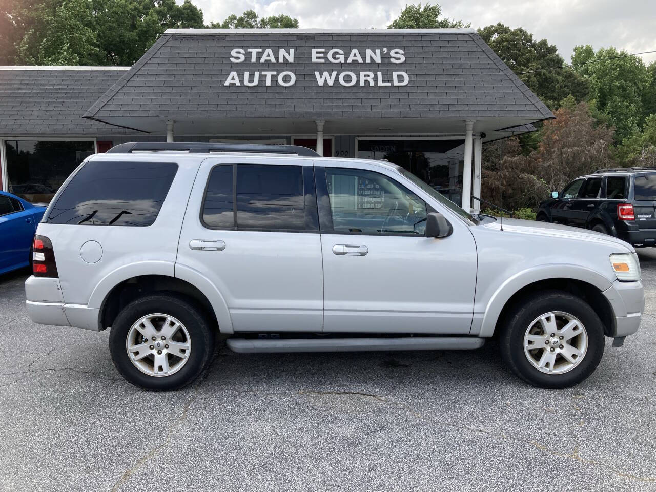 Silver 2010 Ford Explorer XLT 4x4 XLT 4dr SUV 1