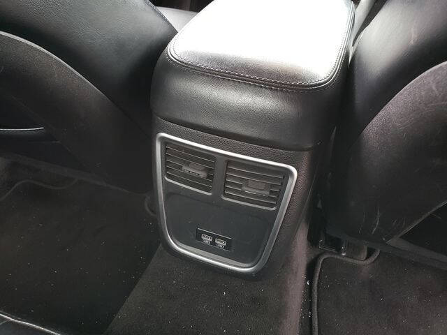 2016 Chrysler 300 Limited Anniversary