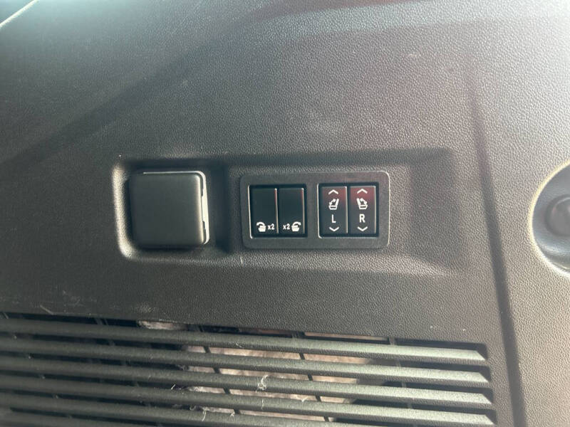 2022 GMC Yukon AT4
