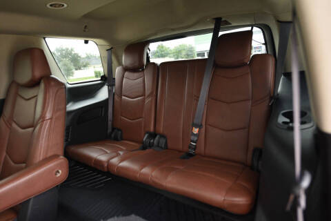 2017 Cadillac Escalade Luxury