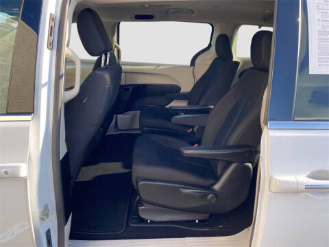 2020 Chrysler Pacifica Hybrid Touring