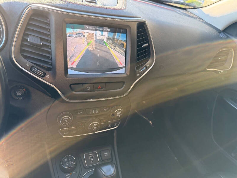 2020 Jeep Cherokee Trailhawk