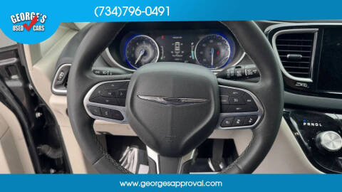 2023 Chrysler Pacifica Touring L
