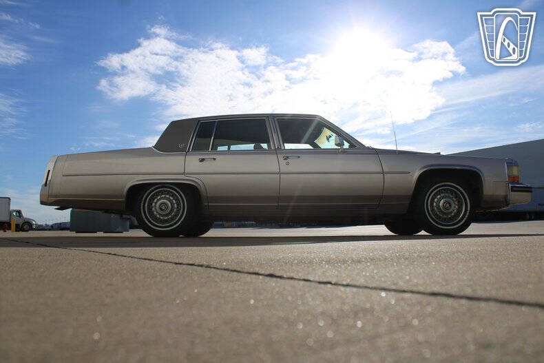 1987 Cadillac Brougham