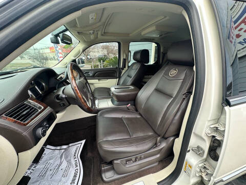 2014 Cadillac Escalade Platinum