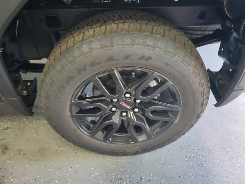 2026 GMC Sierra 1500 Elevation Standard