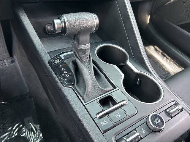 2023 Kia K5