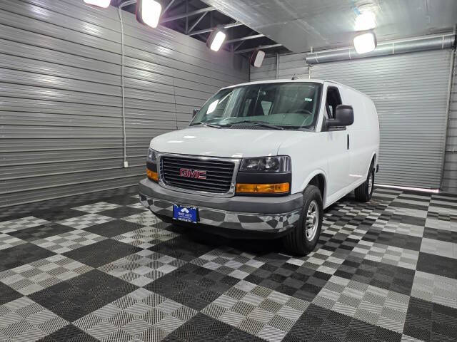 2020 GMC Savana 2500