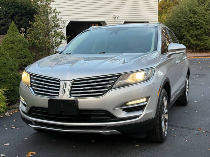 2016 Lincoln MKC Select photo 2