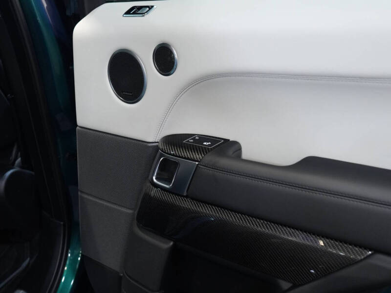 2020 Land Rover Range Rover Sport SVR