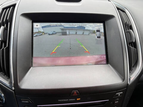 2017 Ford Edge Titanium