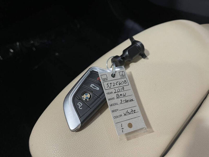 2019 BMW 3 Series 330i xDrive