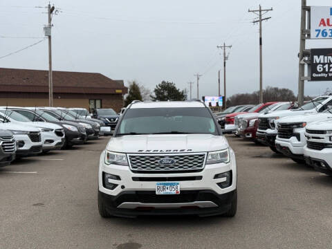 2017 Ford Explorer Platinum