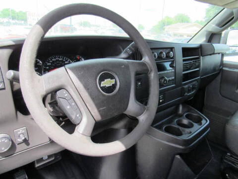 2017 Chevrolet Express 2500