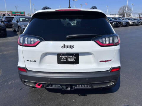 2019 Jeep Cherokee Trailhawk