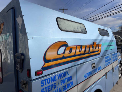 2005 Ford E-Series E-350 SD