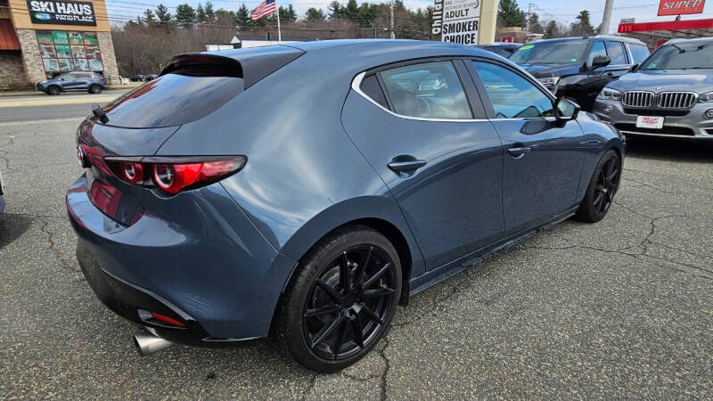 2022 Mazda Mazda3 Hatchback Carbon Edition