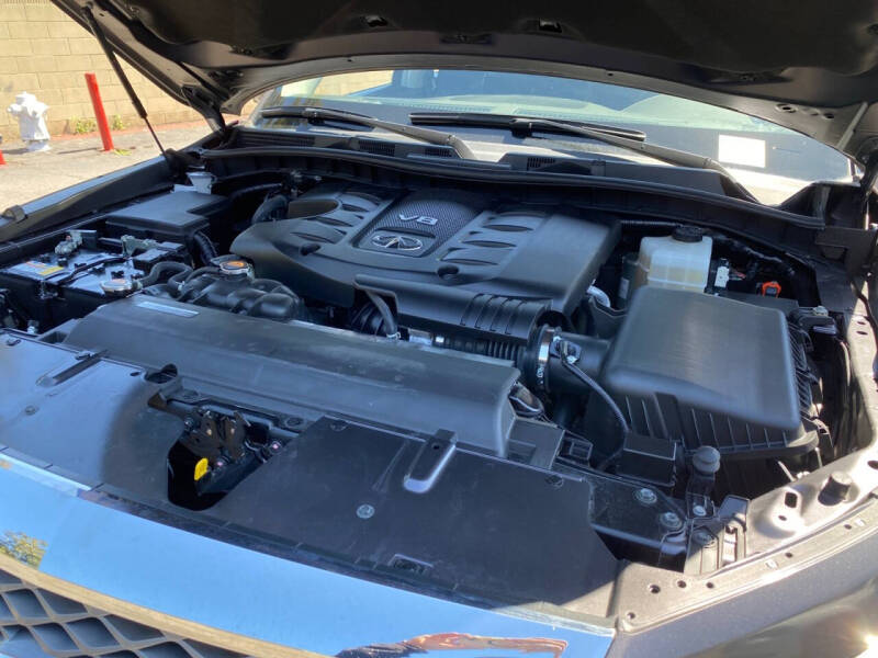 2023 Infiniti QX80 Luxe