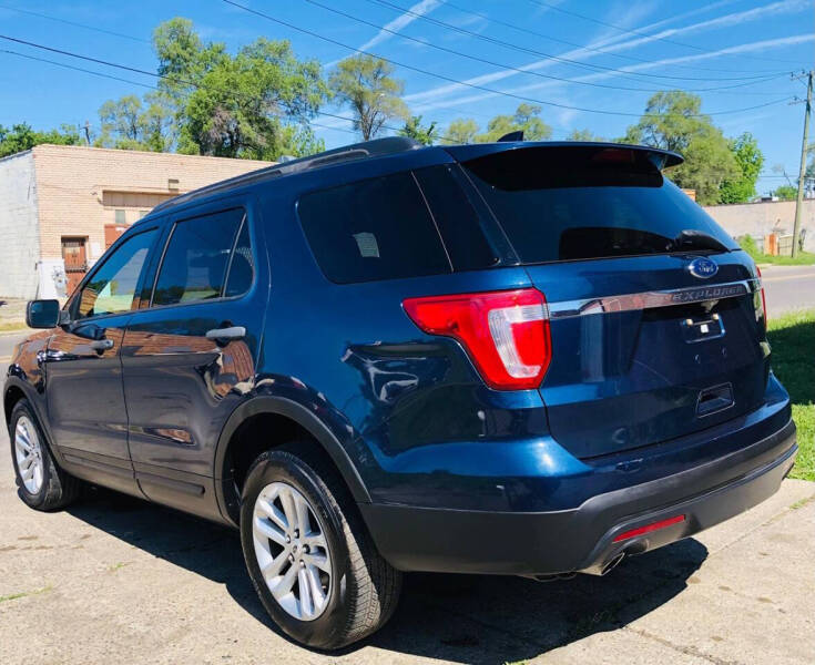2017 Ford Explorer