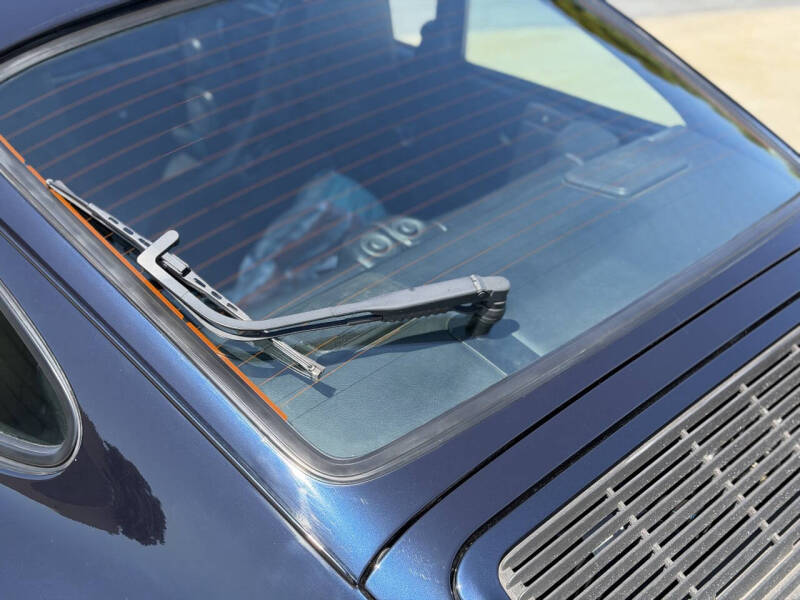 1993 Porsche 911 Carrera 4
