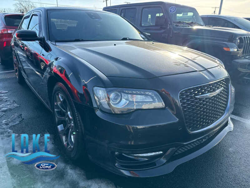 2018 Chrysler 300 S