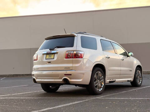 2011 GMC Acadia Denali