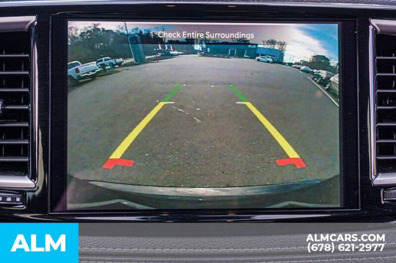 2024 Chrysler Pacifica Plug-In Hybrid Select