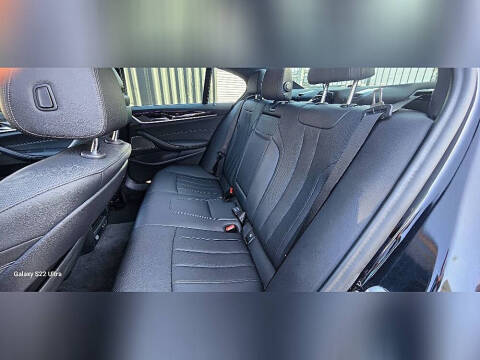 2021 BMW 5 Series 530i