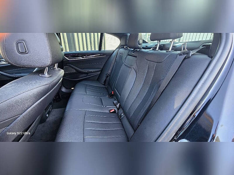 2021 BMW 5 Series 530i