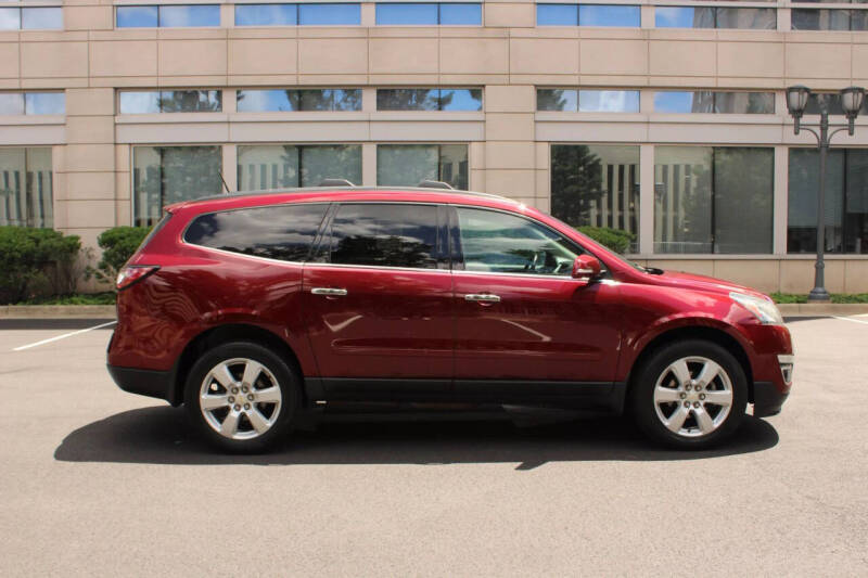 2017 Chevrolet Traverse LT