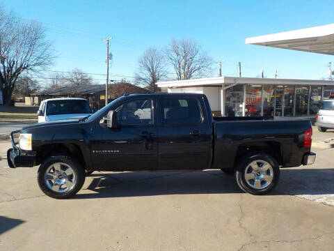 2009 Chevrolet Silverado 1500 for sale at Parker Motor Co. in Fayetteville AR
