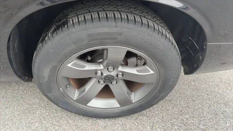 2009 Dodge Challenger SE