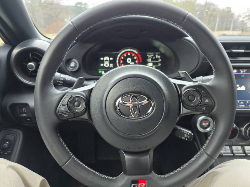 2025 Toyota GR86 Premium