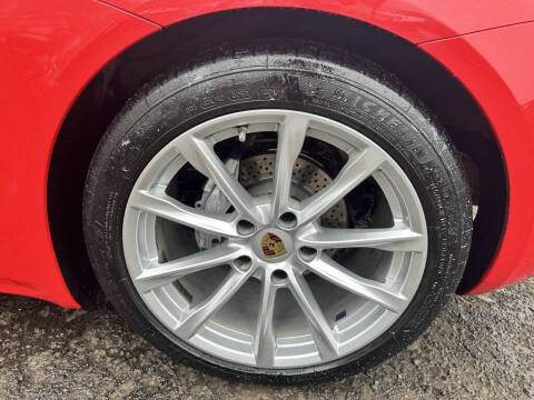 2019 Porsche 718 Cayman