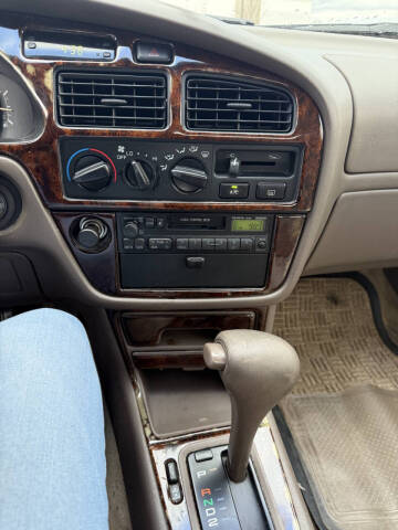 1996 Toyota Camry LE