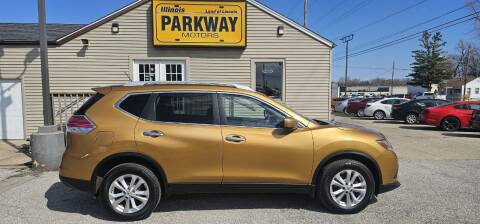2015 Nissan Rogue for sale at Parkway Motors in Springfield IL