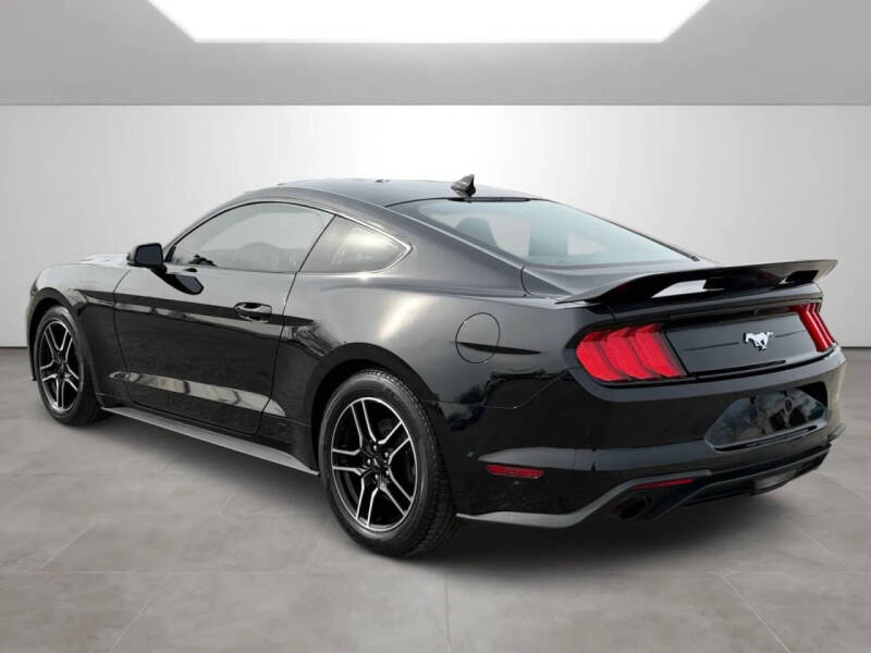 2022 Ford Mustang EcoBoost Premium