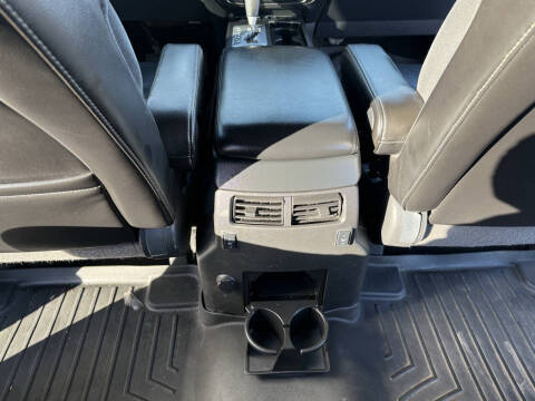 2015 Nissan Armada Platinum