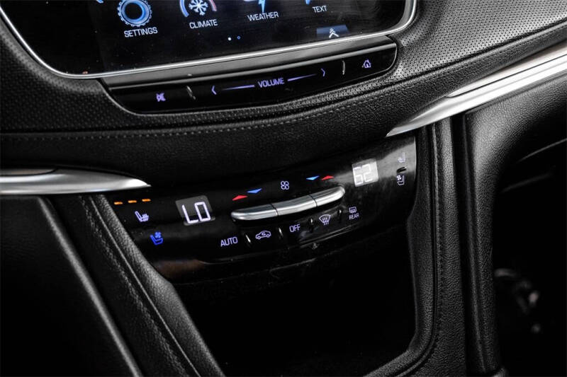 2017 Cadillac XT5 Premium Luxury