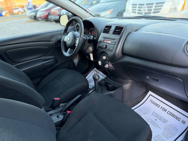 2014 Nissan Versa 1.6 S Plus