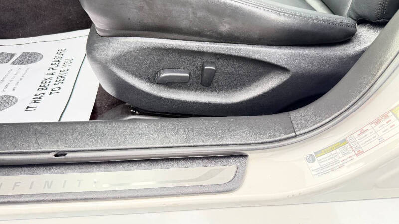 2017 Infiniti Q50 3.0T Signature Edition